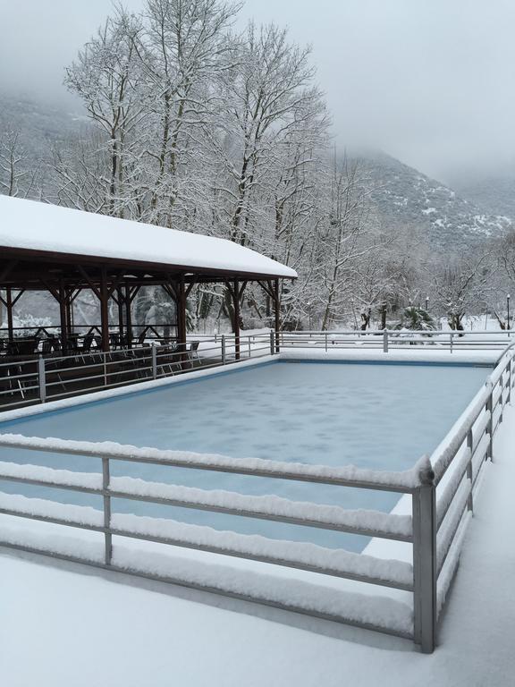 Dipla Sto Potami Hotel Chani Terevou Exterior photo